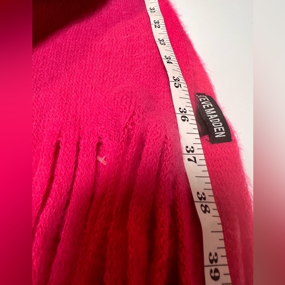 Steve Madden Pink Hat and Scarf Set Soft NEW w/o tags - Picture 4 of 8
